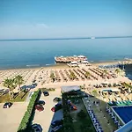 Apartamento Regatta Seaview 306 *