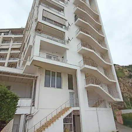 Regatta Seaview 306