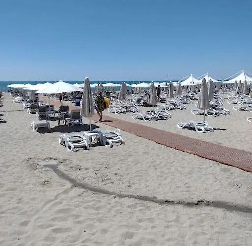 Regatta Seaview 306 * Durres